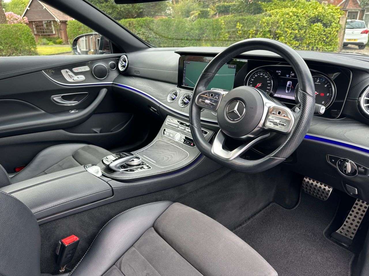 A 2018 MERCEDES-BENZ E-CLASS 2.0 E220d AMG Line (Premium) Cabriolet 2dr Diesel G-Tronic+ Euro 6 (s/s) (1 A 2018 MERCEDES-BENZ E-CLASS 2.0 E220d AMG Line (Premium) Cabriolet 2dr Diesel G-Tronic+ Euro 6 (s/s) (1