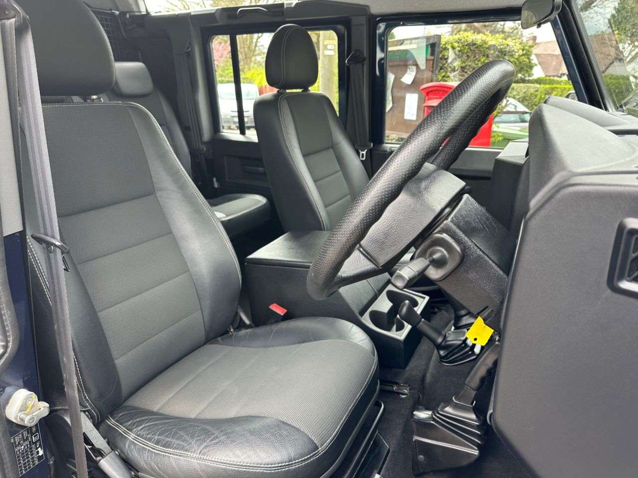 2012 LAND ROVER DEFENDER 2012 LAND ROVER DEFENDER