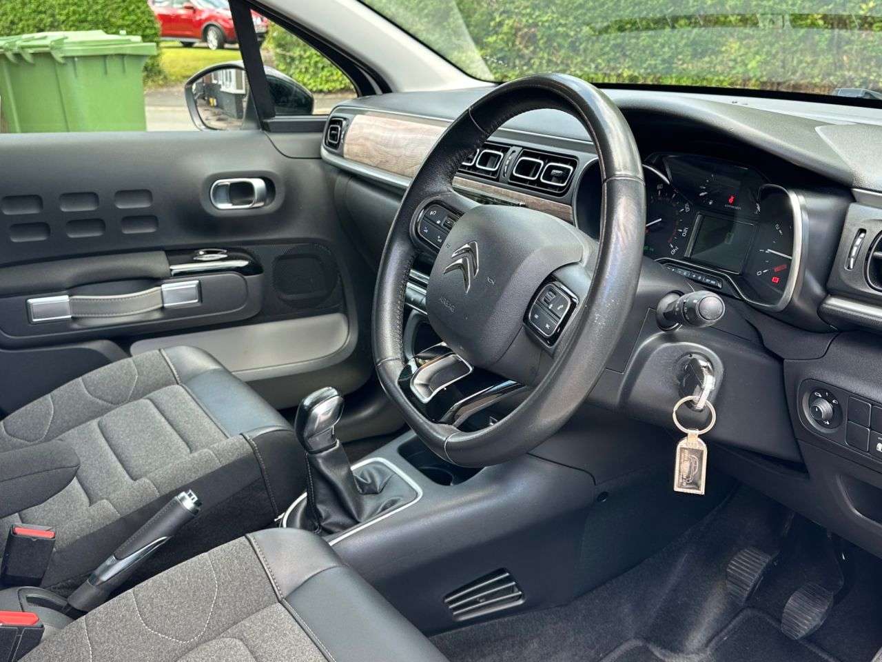 A 2022 CITROEN C3 1.2 PureTech Shine Plus Hatchback 5dr Petrol Manual Euro 6 (s/s) (83 ps) A 2022 CITROEN C3 1.2 PureTech Shine Plus Hatchback 5dr Petrol Manual Euro 6 (s/s) (83 ps)