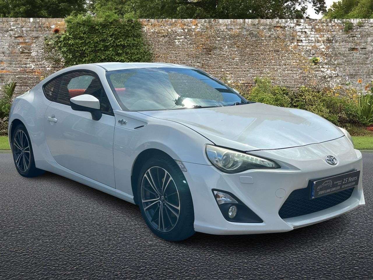 A 2012 TOYOTA GT86 2.0 Boxer D-4S Coupe 2dr Petrol Manual Euro 5 (200 ps) 3 Owners, Great Cond A 2012 TOYOTA GT86 2.0 Boxer D-4S Coupe 2dr Petrol Manual Euro 5 (200 ps) 3 Owners, Great Cond