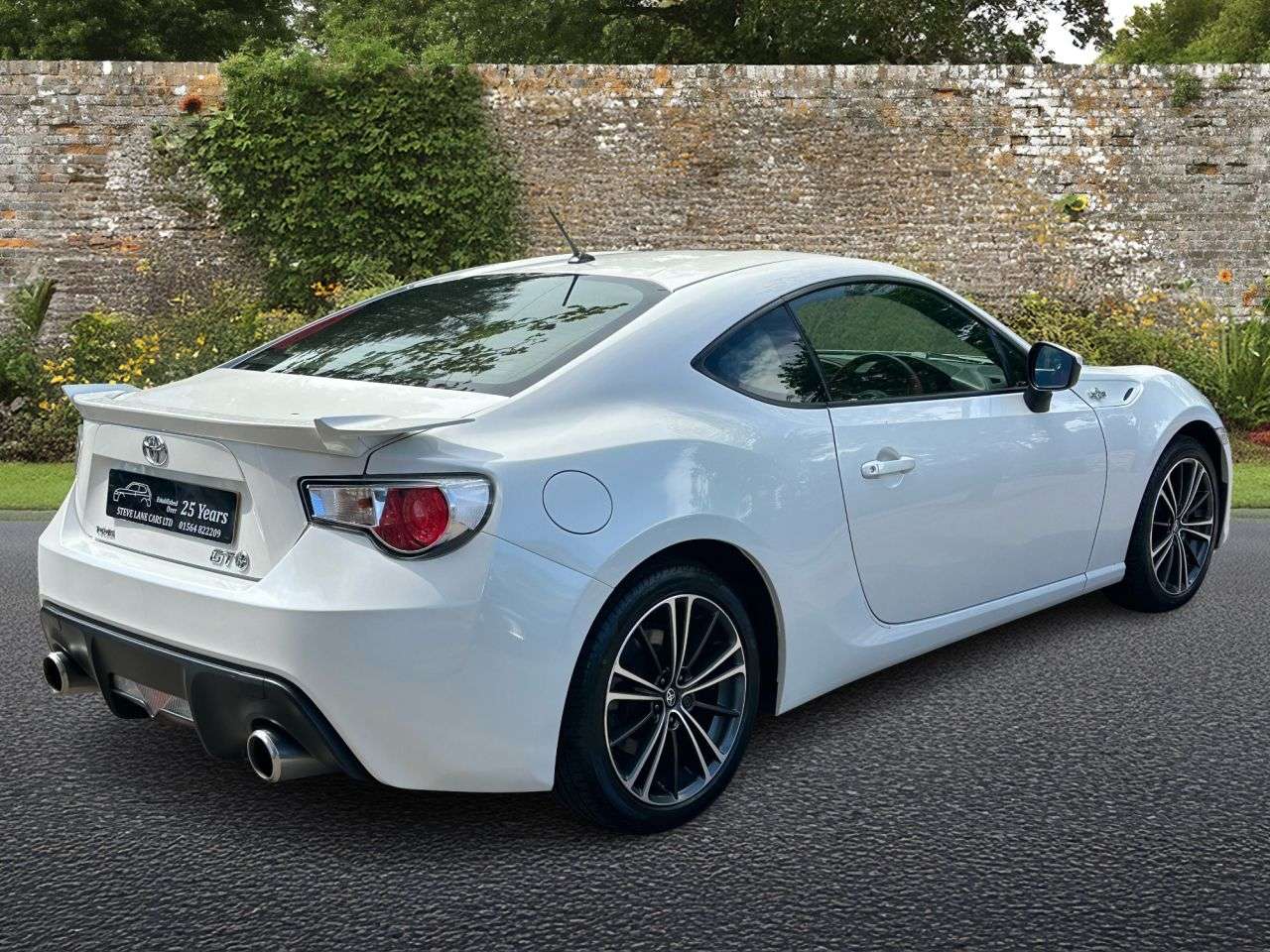 A 2012 TOYOTA GT86 2.0 Boxer D-4S Coupe 2dr Petrol Manual Euro 5 (200 ps) 3 Owners, Great Cond A 2012 TOYOTA GT86 2.0 Boxer D-4S Coupe 2dr Petrol Manual Euro 5 (200 ps) 3 Owners, Great Cond