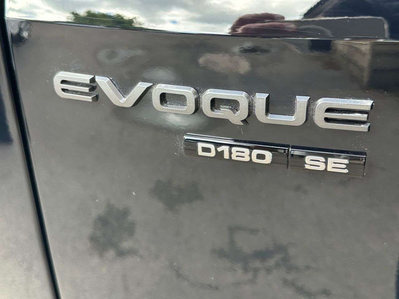 2019 LAND ROVER RANGE ROVER EVOQUE 2019 LAND ROVER RANGE ROVER EVOQUE