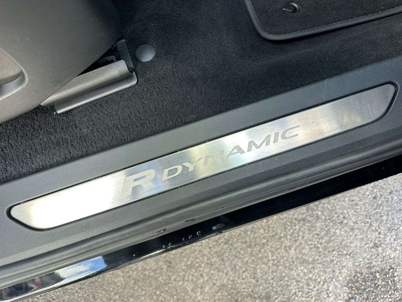2019 LAND ROVER RANGE ROVER EVOQUE 2019 LAND ROVER RANGE ROVER EVOQUE