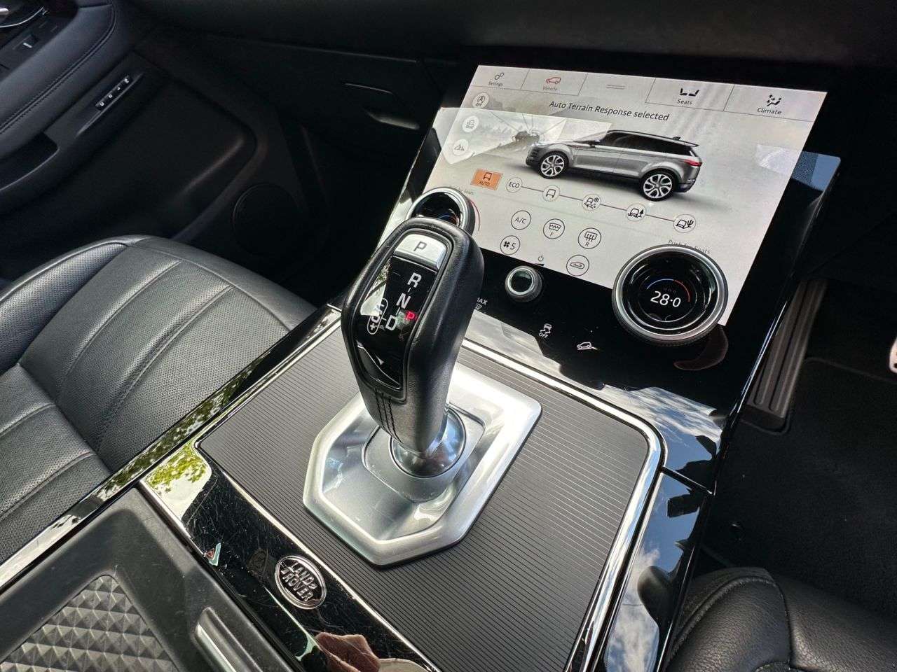 2019 LAND ROVER RANGE ROVER EVOQUE 2019 LAND ROVER RANGE ROVER EVOQUE