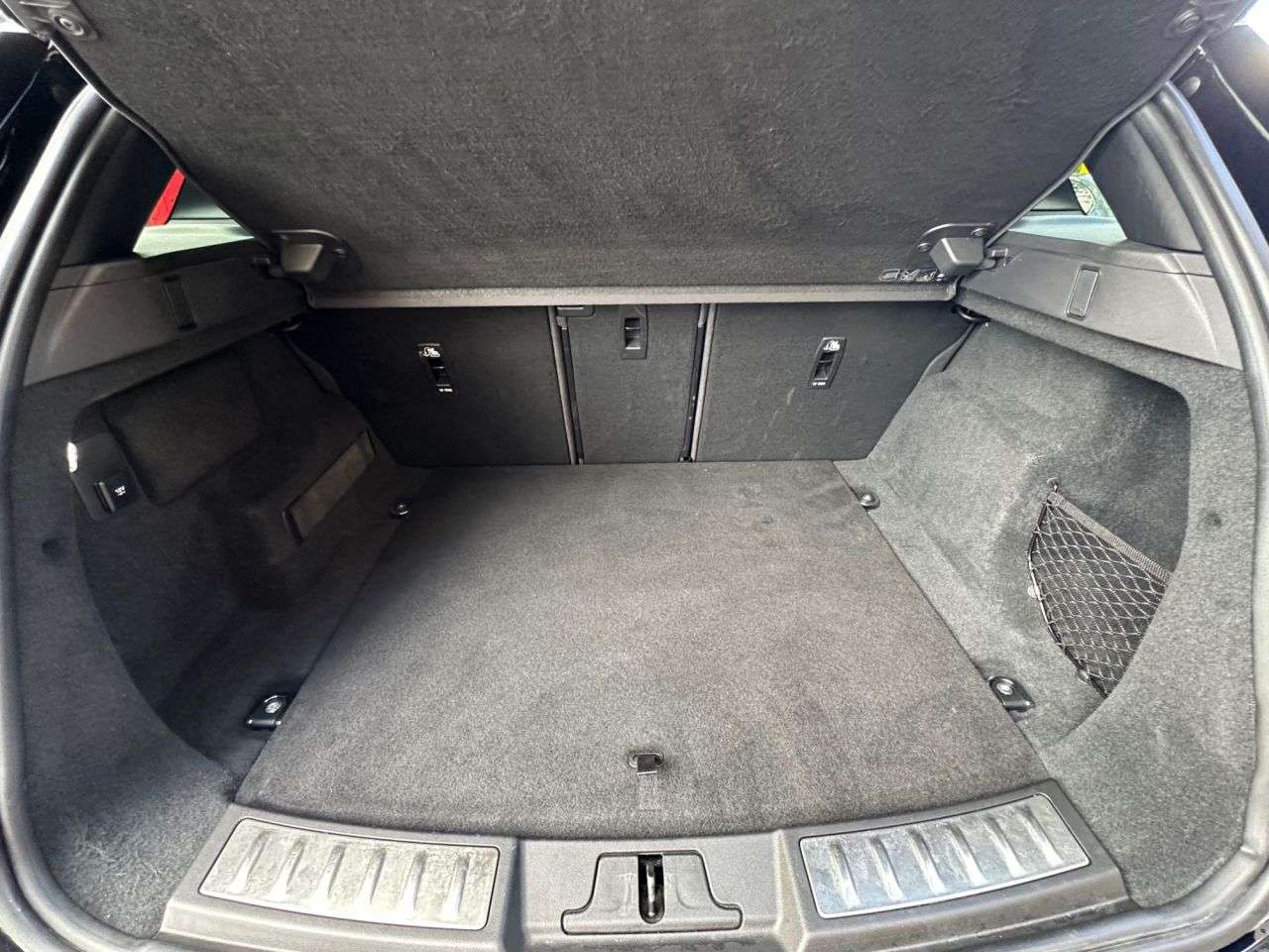 2019 LAND ROVER RANGE ROVER EVOQUE 2019 LAND ROVER RANGE ROVER EVOQUE