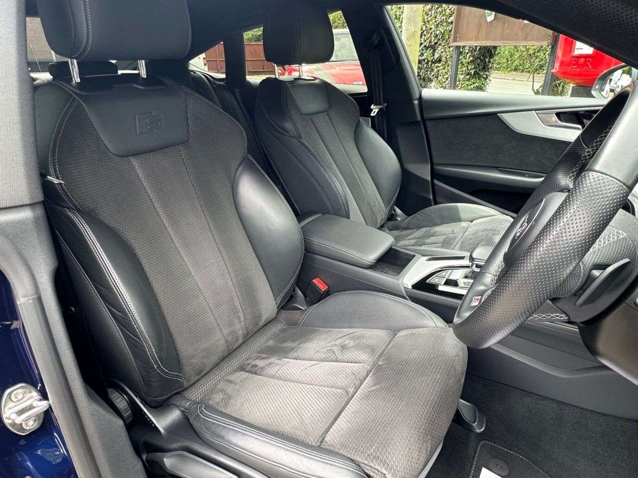 A 2021 AUDI A5 2.0 TFSI 40 S line Sportback 5dr Petrol S Tronic Euro 6 (s/s) (204 ps) A 2021 AUDI A5 2.0 TFSI 40 S line Sportback 5dr Petrol S Tronic Euro 6 (s/s) (204 ps)