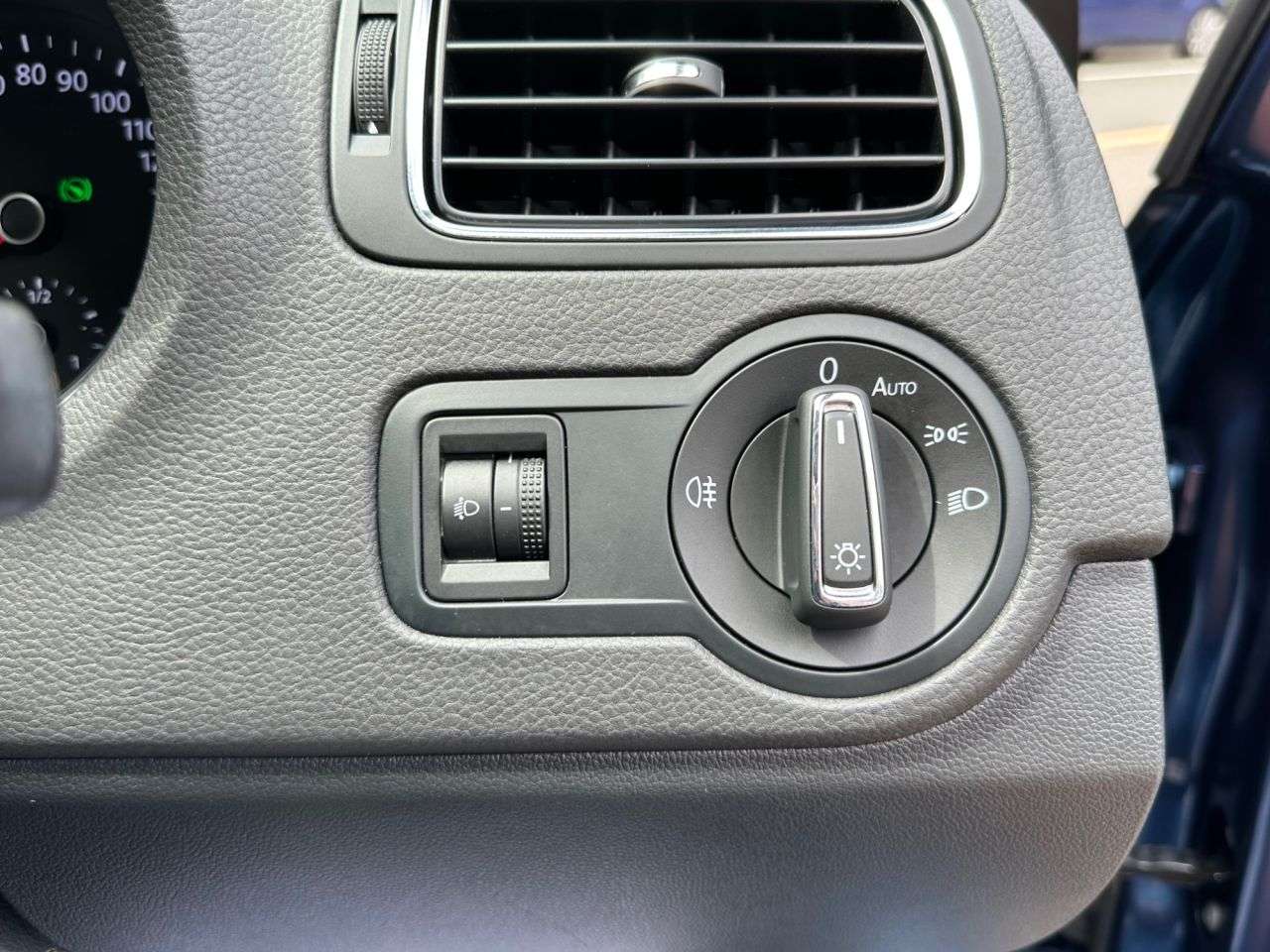 2015 VOLKSWAGEN POLO 2015 VOLKSWAGEN POLO