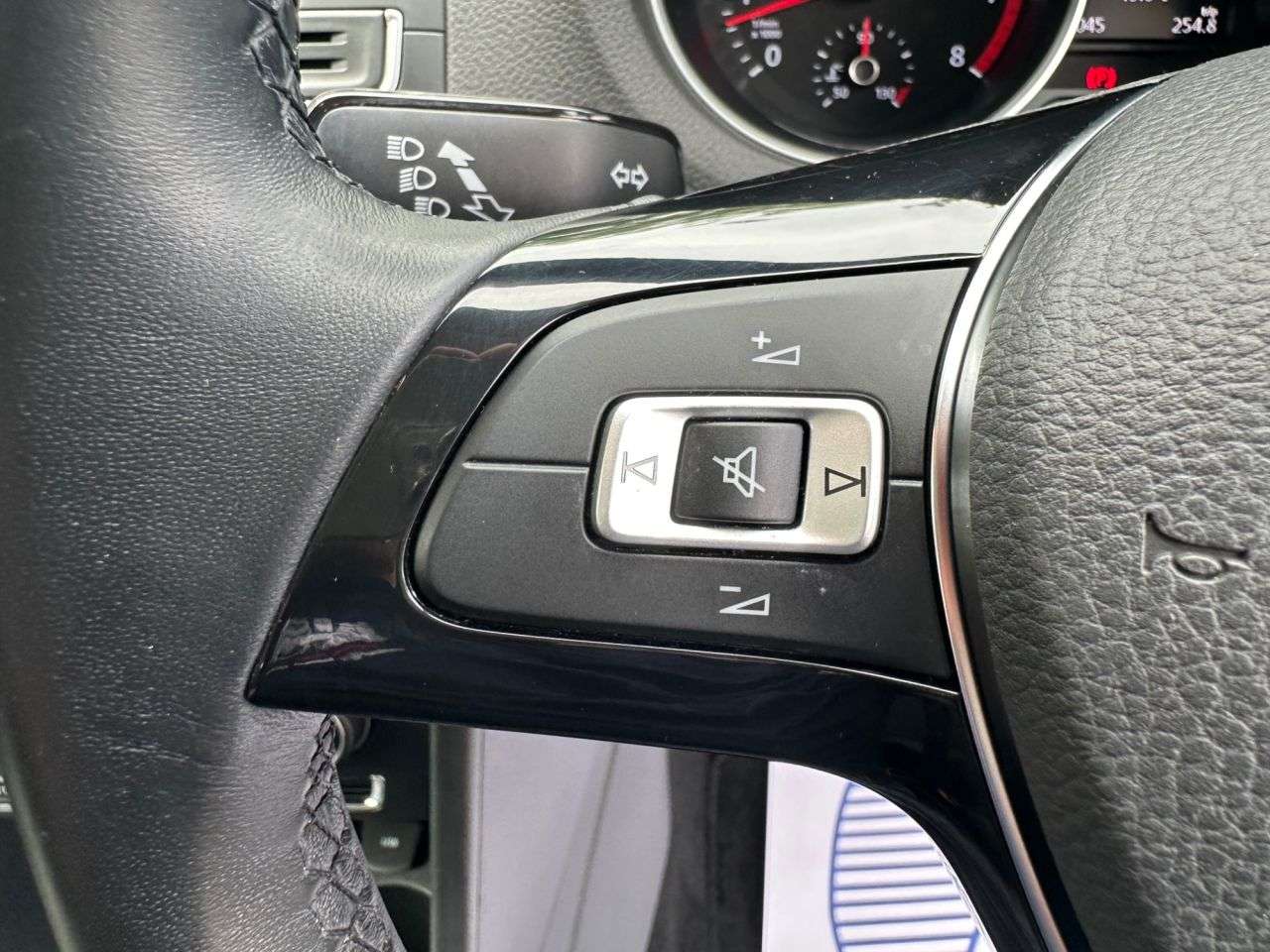 2015 VOLKSWAGEN POLO 2015 VOLKSWAGEN POLO