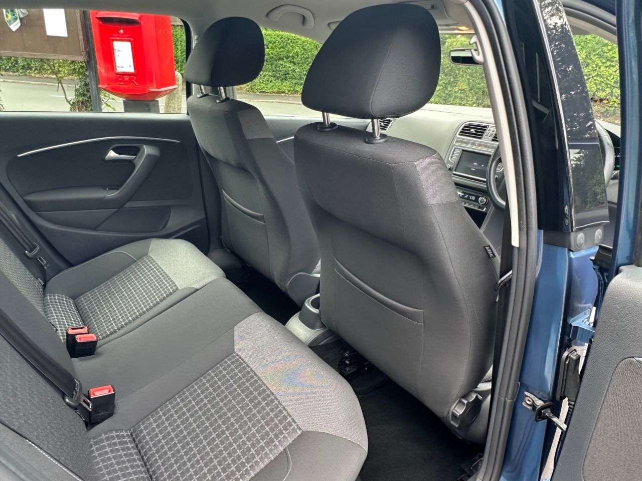 2015 VOLKSWAGEN POLO 2015 VOLKSWAGEN POLO