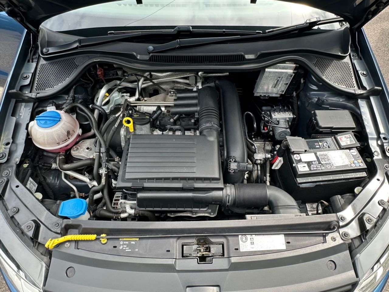 2015 VOLKSWAGEN POLO 2015 VOLKSWAGEN POLO