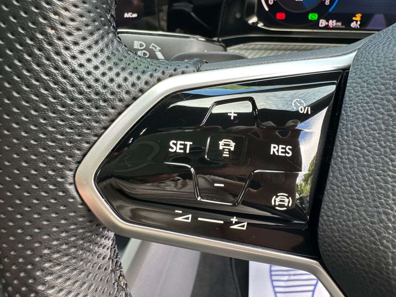 2022 VOLKSWAGEN GOLF 2022 VOLKSWAGEN GOLF