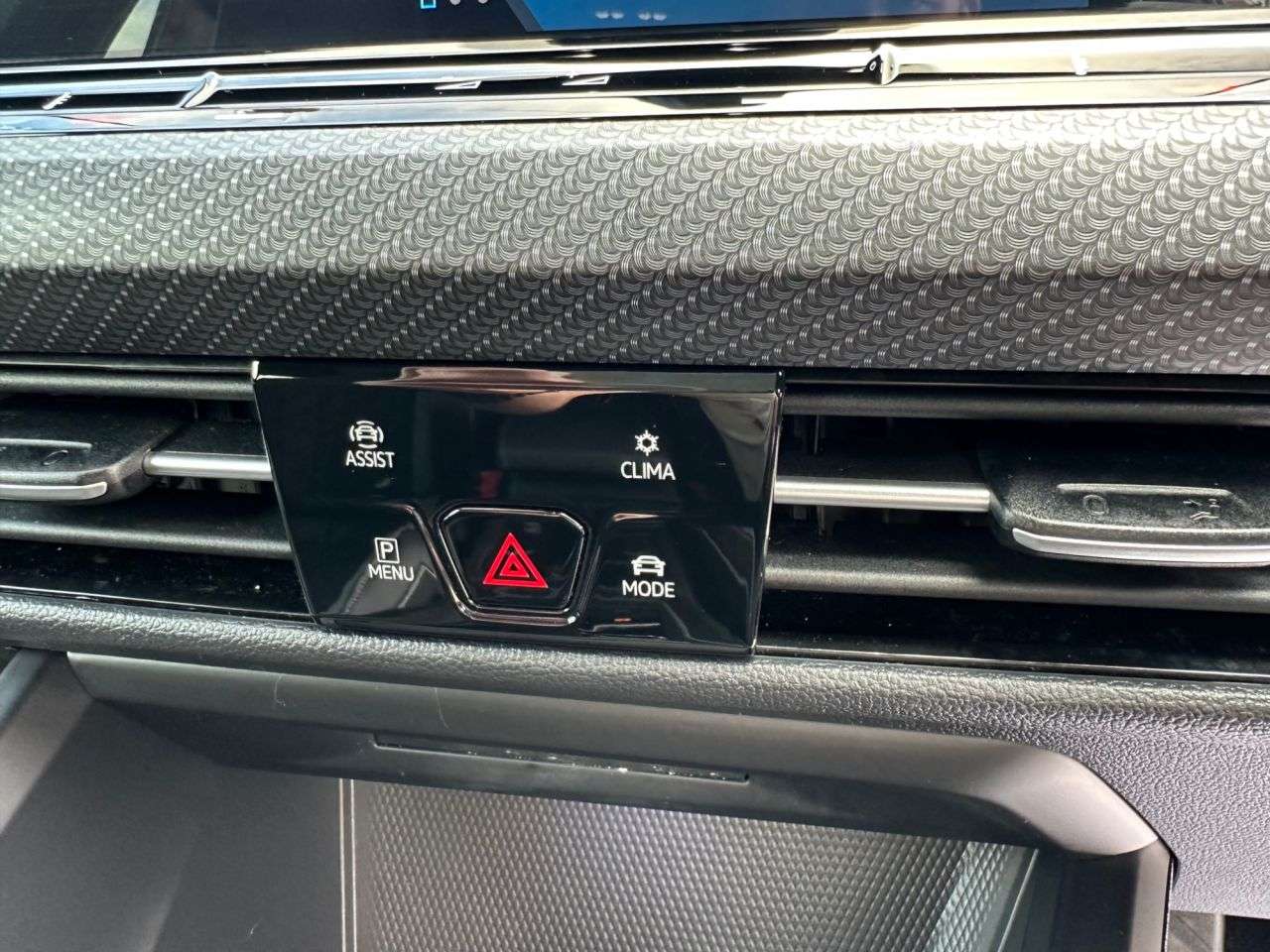 2022 VOLKSWAGEN GOLF 2022 VOLKSWAGEN GOLF