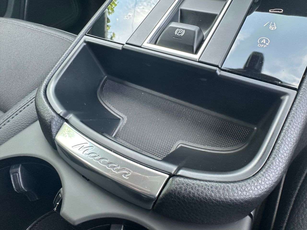 2022 PORSCHE MACAN 2022 PORSCHE MACAN