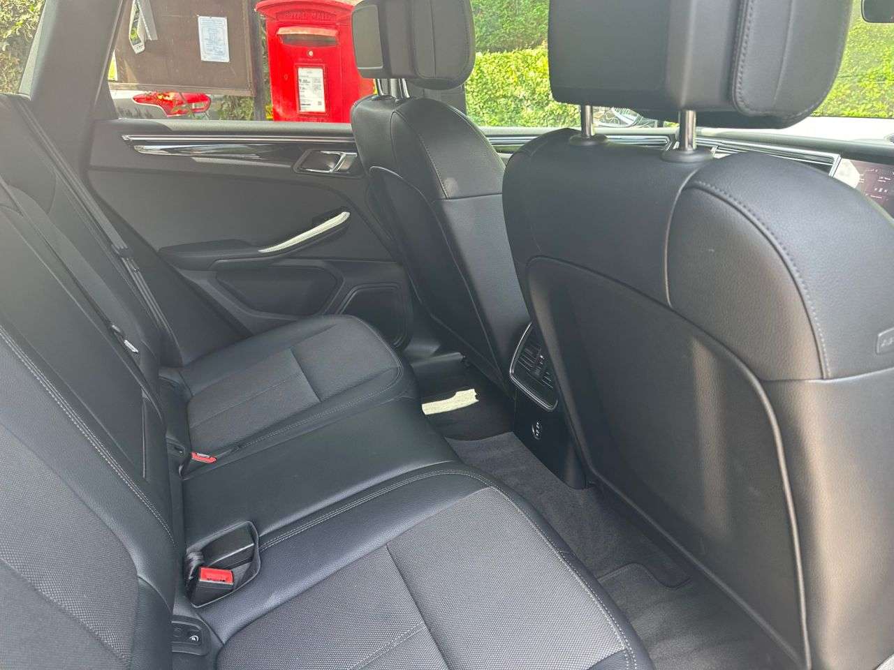 2022 PORSCHE MACAN 2022 PORSCHE MACAN
