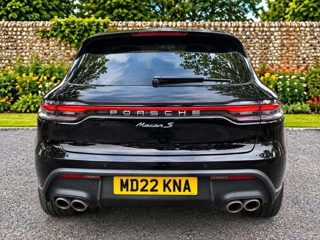 2022 PORSCHE MACAN 2022 PORSCHE MACAN