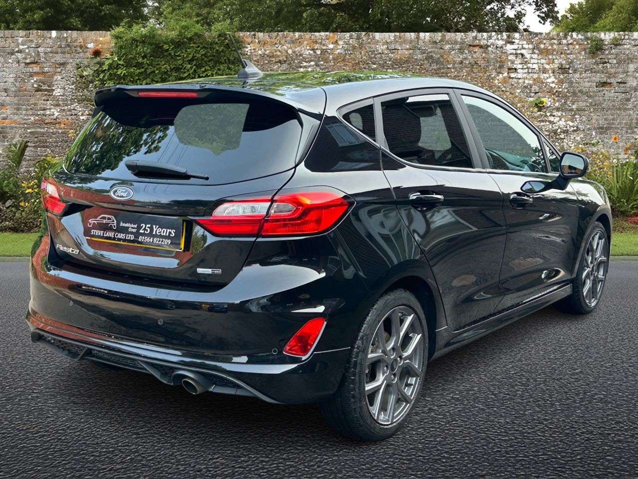 A 2022 FORD FIESTA 1.0T EcoBoost MHEV ST-Line Hatchback 5dr Petrol Hybrid Manual Euro 6 (s/s) A 2022 FORD FIESTA 1.0T EcoBoost MHEV ST-Line Hatchback 5dr Petrol Hybrid Manual Euro 6 (s/s)