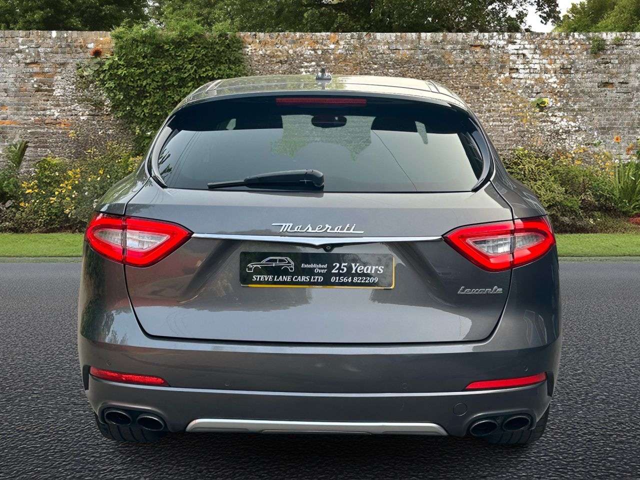 2017 MASERATI LEVANTE 2017 MASERATI LEVANTE