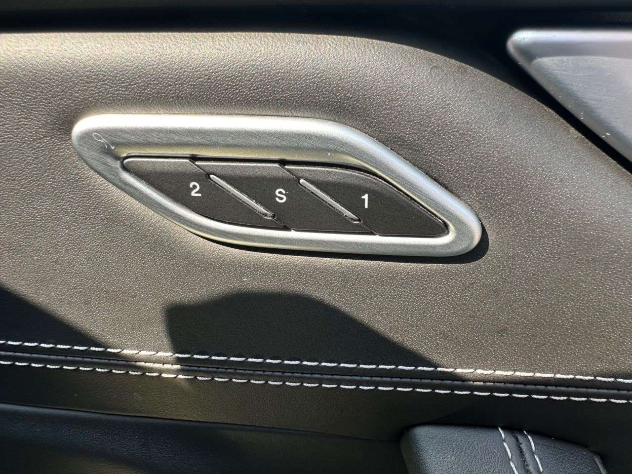 2017 MASERATI LEVANTE 2017 MASERATI LEVANTE