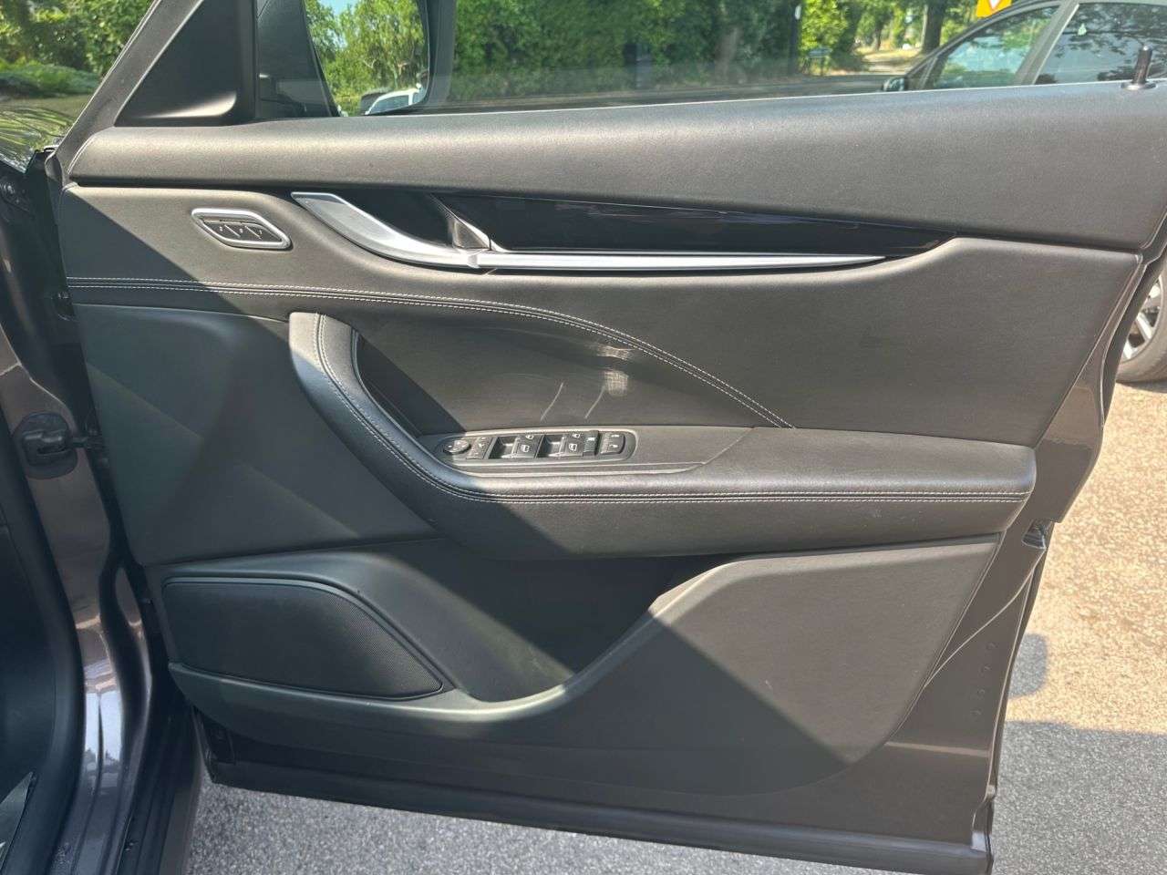 2017 MASERATI LEVANTE 2017 MASERATI LEVANTE