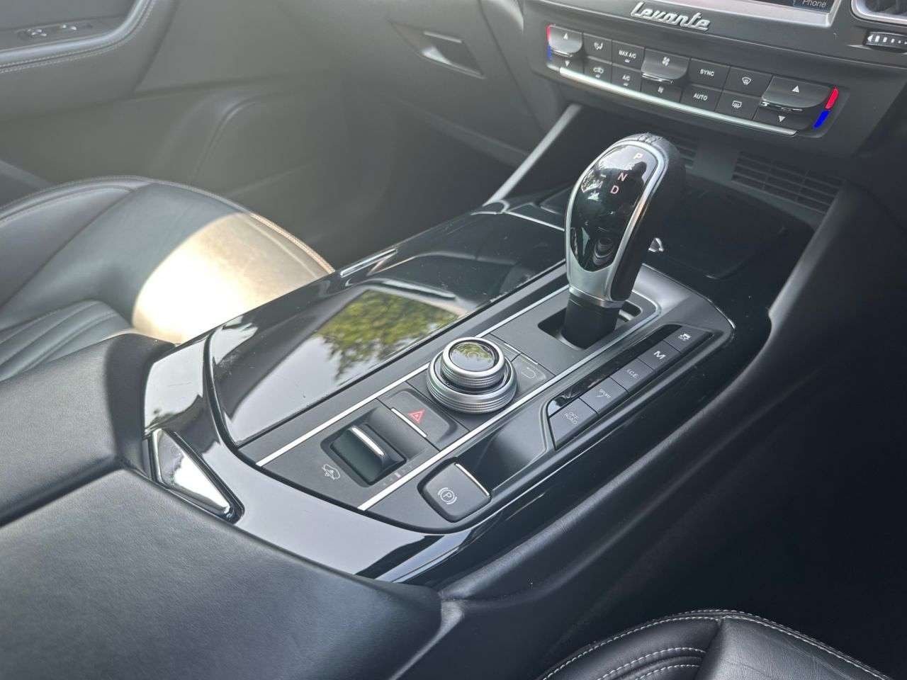 2017 MASERATI LEVANTE 2017 MASERATI LEVANTE