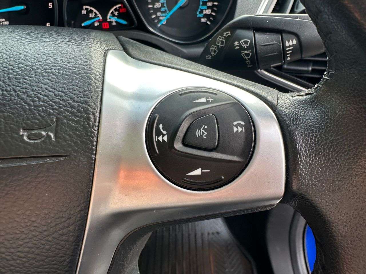 2015 FORD KUGA 2015 FORD KUGA