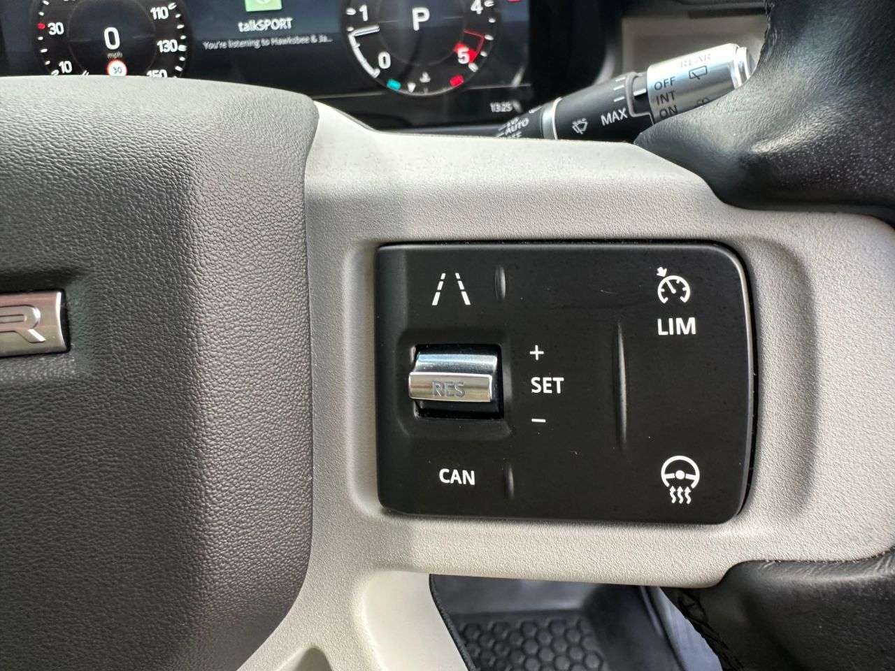 2021 LAND ROVER DEFENDER 110 2021 LAND ROVER DEFENDER 110