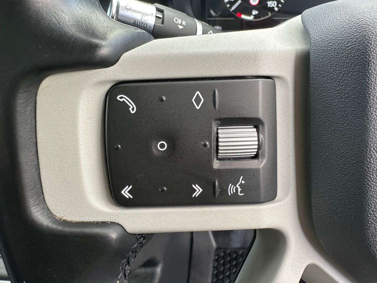 2021 LAND ROVER DEFENDER 110 2021 LAND ROVER DEFENDER 110