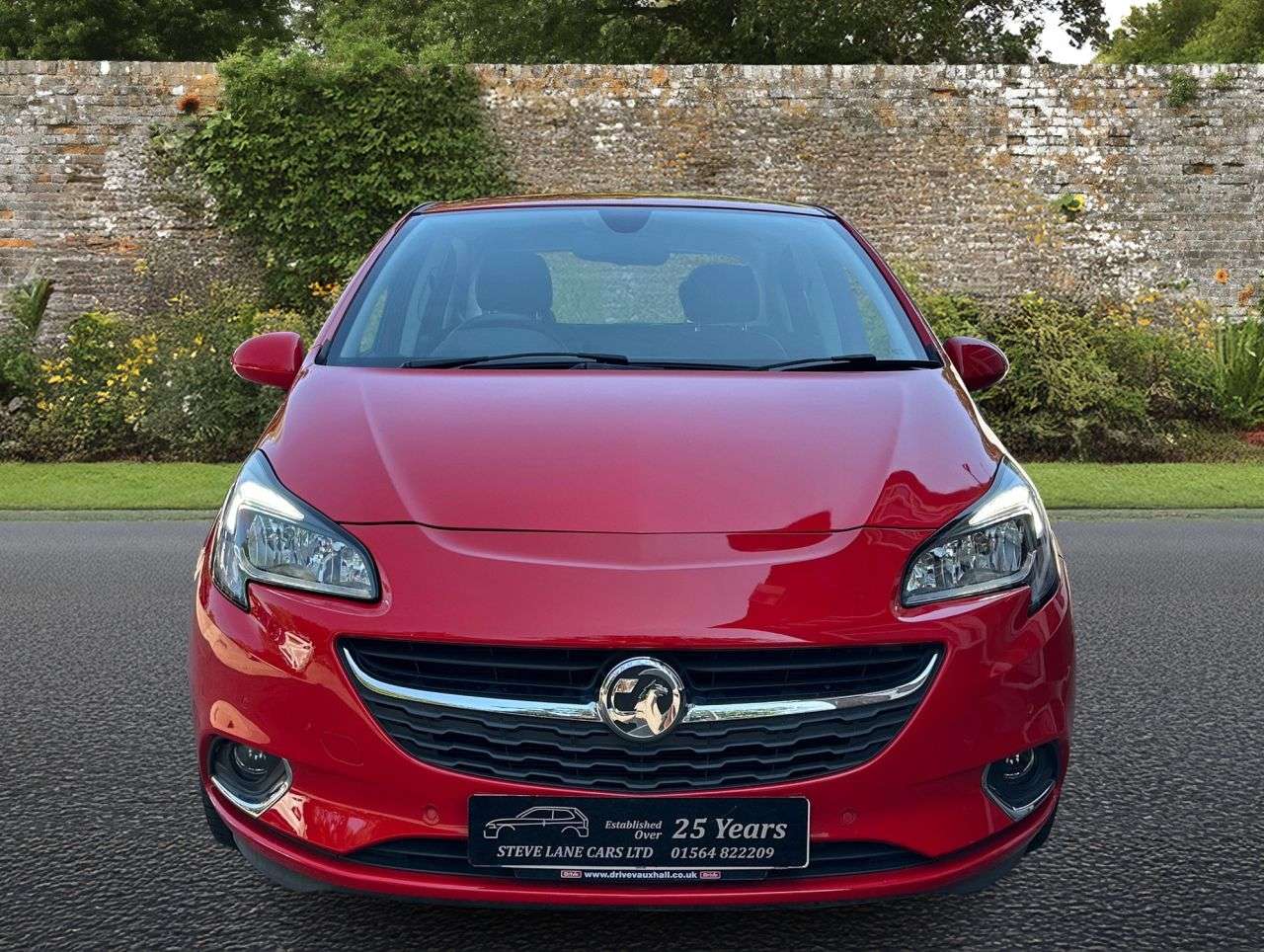 A 2018 VAUXHALL CORSA 1.4i ecoTEC SE Nav Hatchback 5dr Petrol Auto Euro 6 (90 ps) 6 Month Warrant A 2018 VAUXHALL CORSA 1.4i ecoTEC SE Nav Hatchback 5dr Petrol Auto Euro 6 (90 ps) 6 Month Warrant