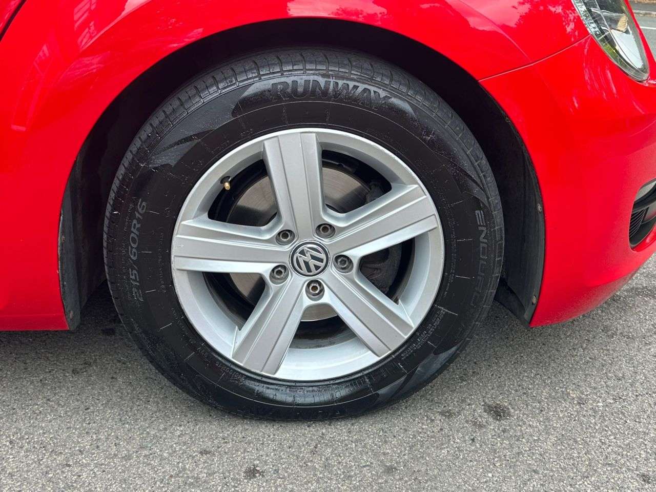 2013 VOLKSWAGEN BEETLE 2013 VOLKSWAGEN BEETLE