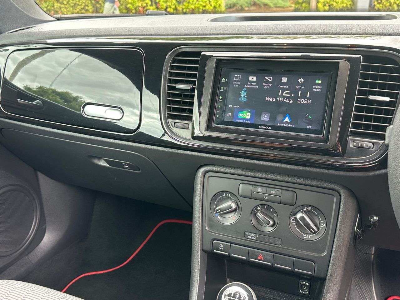 2013 VOLKSWAGEN BEETLE 2013 VOLKSWAGEN BEETLE