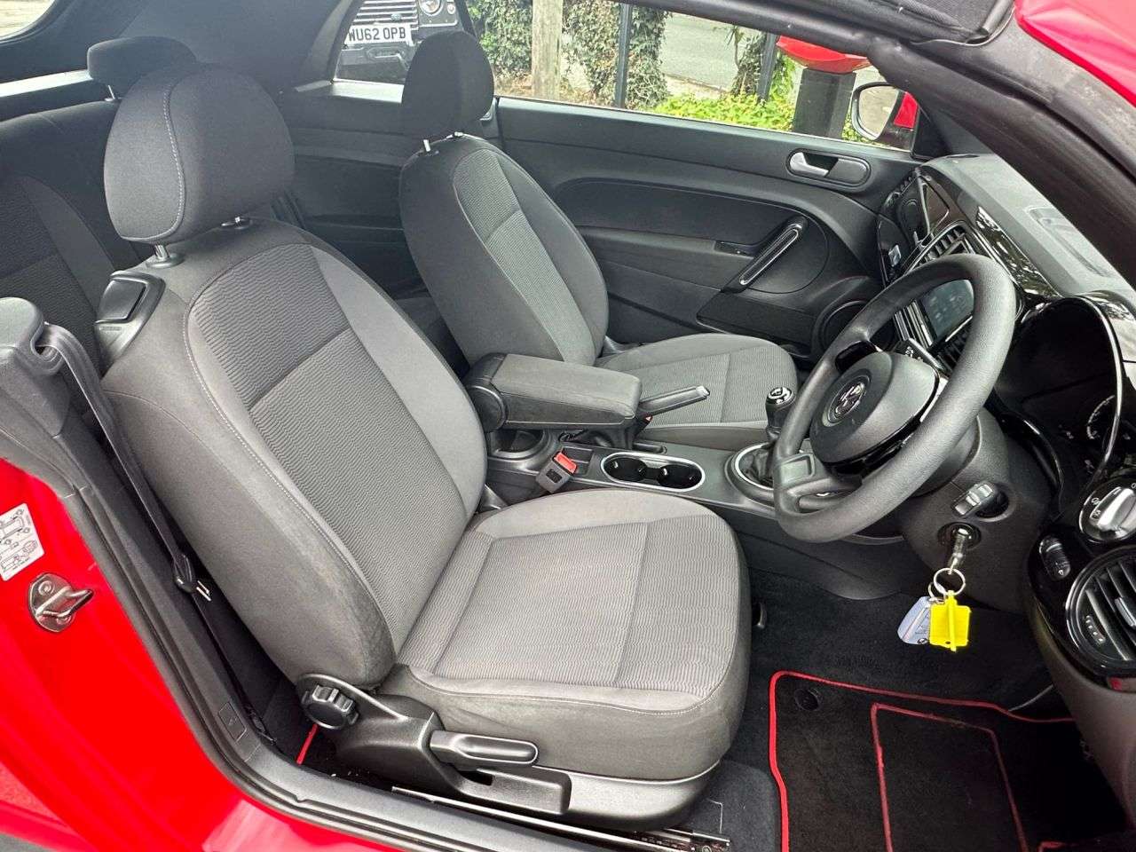 2013 VOLKSWAGEN BEETLE 2013 VOLKSWAGEN BEETLE