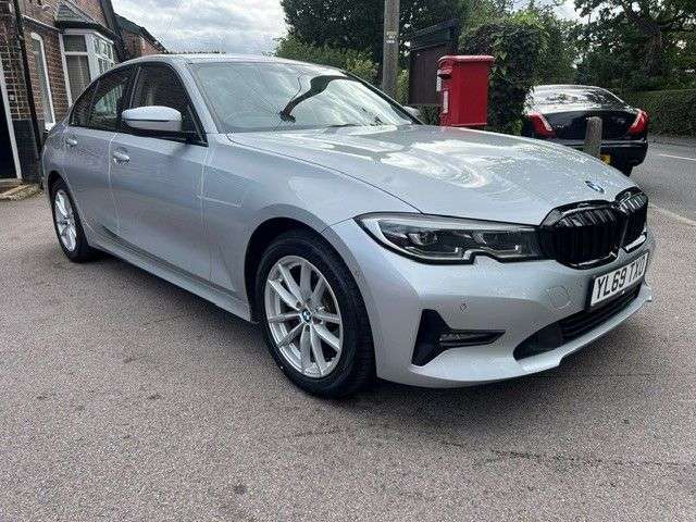 A 2020 BMW 3 SERIES 2.0 318d SE Saloon 4dr Diesel Manual Euro 6 (s/s) (150 ps) A 2020 BMW 3 SERIES 2.0 318d SE Saloon 4dr Diesel Manual Euro 6 (s/s) (150 ps)