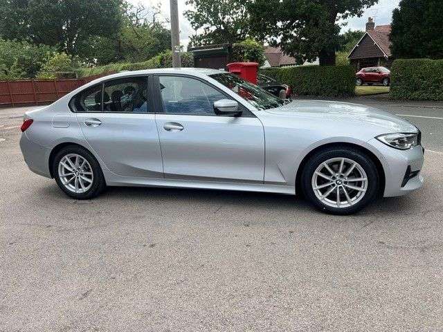 A 2020 BMW 3 SERIES 2.0 318d SE Saloon 4dr Diesel Manual Euro 6 (s/s) (150 ps) A 2020 BMW 3 SERIES 2.0 318d SE Saloon 4dr Diesel Manual Euro 6 (s/s) (150 ps)