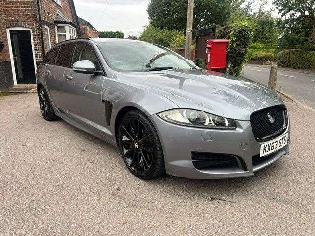 A 2013 JAGUAR XF 3.0d S V6 Portfolio Sportbrake 5dr Diesel Auto Euro 5 (s/s) (275 ps) A 2013 JAGUAR XF 3.0d S V6 Portfolio Sportbrake 5dr Diesel Auto Euro 5 (s/s) (275 ps)