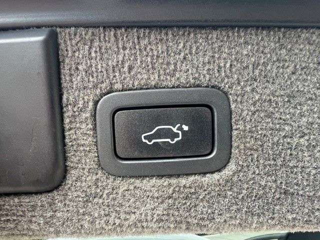 2013 JAGUAR XF 2013 JAGUAR XF