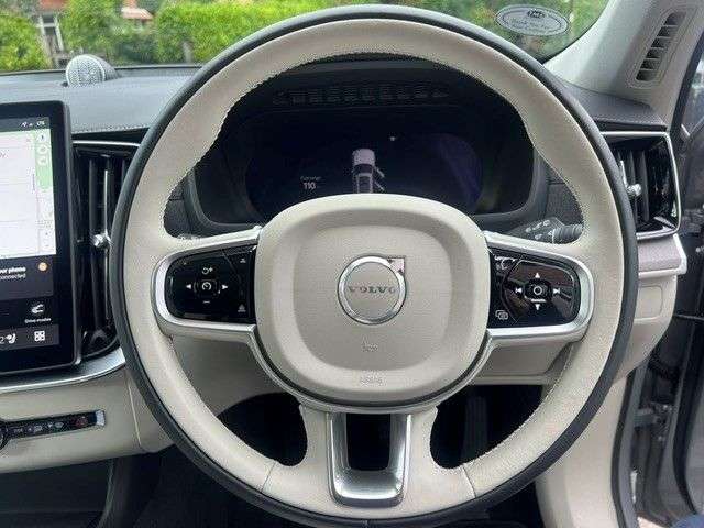 2025 VOLVO XC90 2025 VOLVO XC90