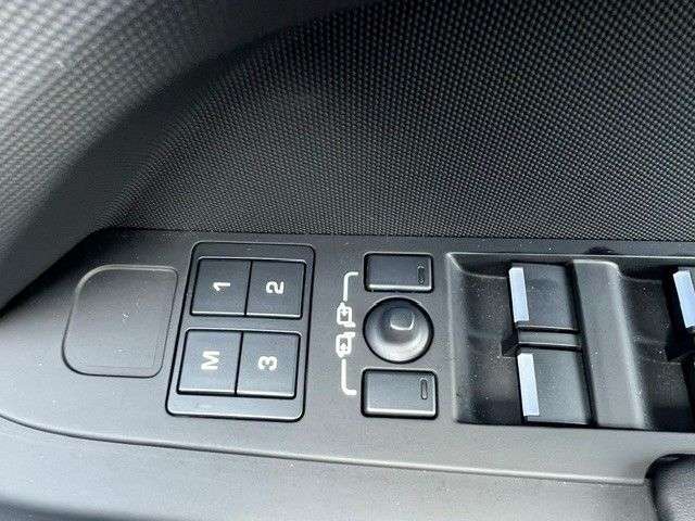 2024 LAND ROVER DEFENDER 110 2024 LAND ROVER DEFENDER 110