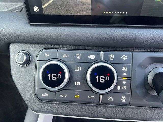 2024 LAND ROVER DEFENDER 110 2024 LAND ROVER DEFENDER 110
