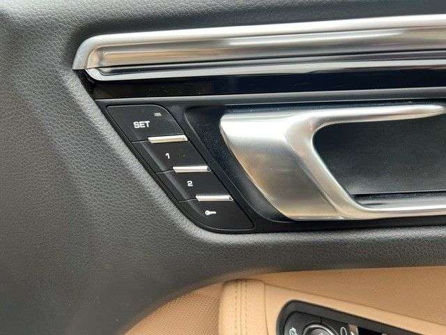 2020 PORSCHE MACAN 2020 PORSCHE MACAN