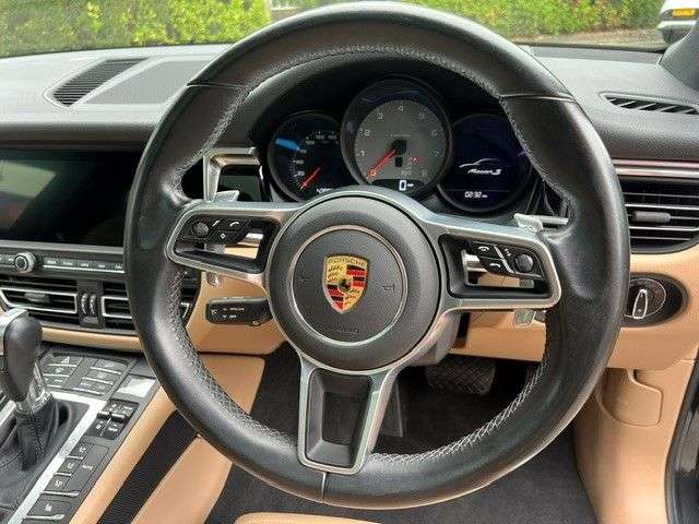 2020 PORSCHE MACAN 2020 PORSCHE MACAN