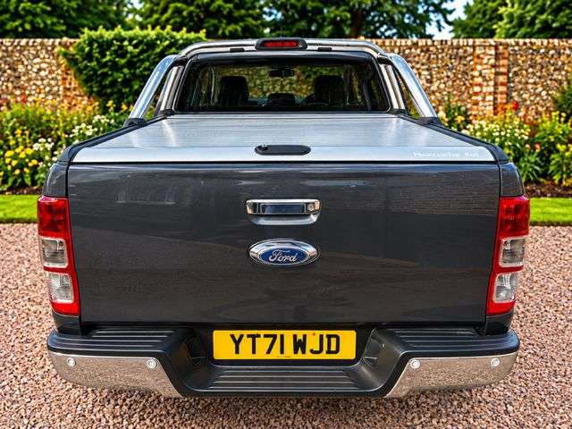 A 2021 FORD RANGER 2.0 EcoBlue Limited Pickup Double Cab 4dr Diesel Manual 4WD Euro 6 (213 ps) A 2021 FORD RANGER 2.0 EcoBlue Limited Pickup Double Cab 4dr Diesel Manual 4WD Euro 6 (213 ps)