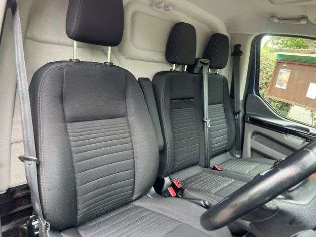 A 2020 FORD TRANSIT CUSTOM 2.0 300 EcoBlue Limited Panel Van 5dr Diesel Manual L1 H1 Euro 6 (s/s) (130 A 2020 FORD TRANSIT CUSTOM 2.0 300 EcoBlue Limited Panel Van 5dr Diesel Manual L1 H1 Euro 6 (s/s) (130