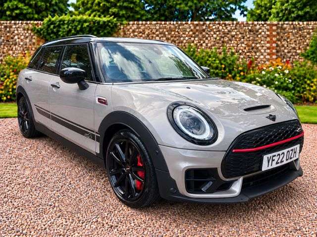 A 2022 MINI CLUBMAN 2.0 John Cooper Works Estate 6dr Petrol Steptronic ALL4 Euro 6 (s/s) (306 p A 2022 MINI CLUBMAN 2.0 John Cooper Works Estate 6dr Petrol Steptronic ALL4 Euro 6 (s/s) (306 p
