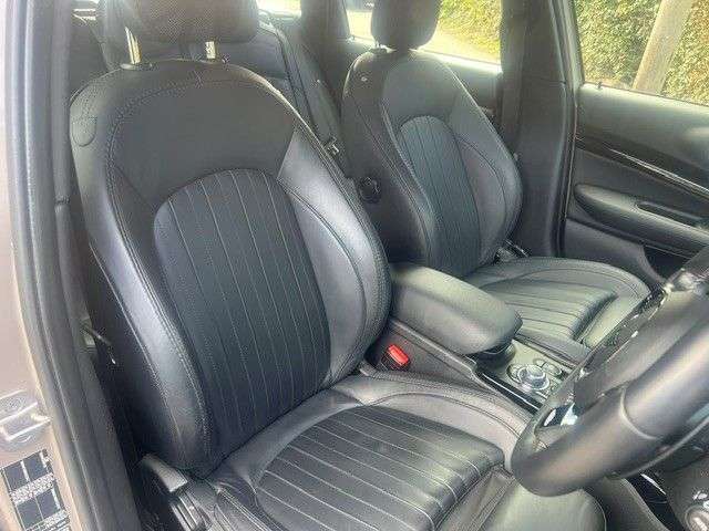 A 2022 MINI CLUBMAN 2.0 John Cooper Works Estate 6dr Petrol Steptronic ALL4 Euro 6 (s/s) (306 p A 2022 MINI CLUBMAN 2.0 John Cooper Works Estate 6dr Petrol Steptronic ALL4 Euro 6 (s/s) (306 p