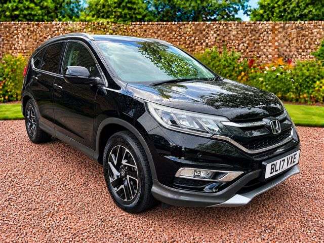 A 2017 HONDA CR-V 1.6 i-DTEC SE Plus Navi SUV 5dr Diesel Manual Euro 6 (s/s) (120 ps) A 2017 HONDA CR-V 1.6 i-DTEC SE Plus Navi SUV 5dr Diesel Manual Euro 6 (s/s) (120 ps)
