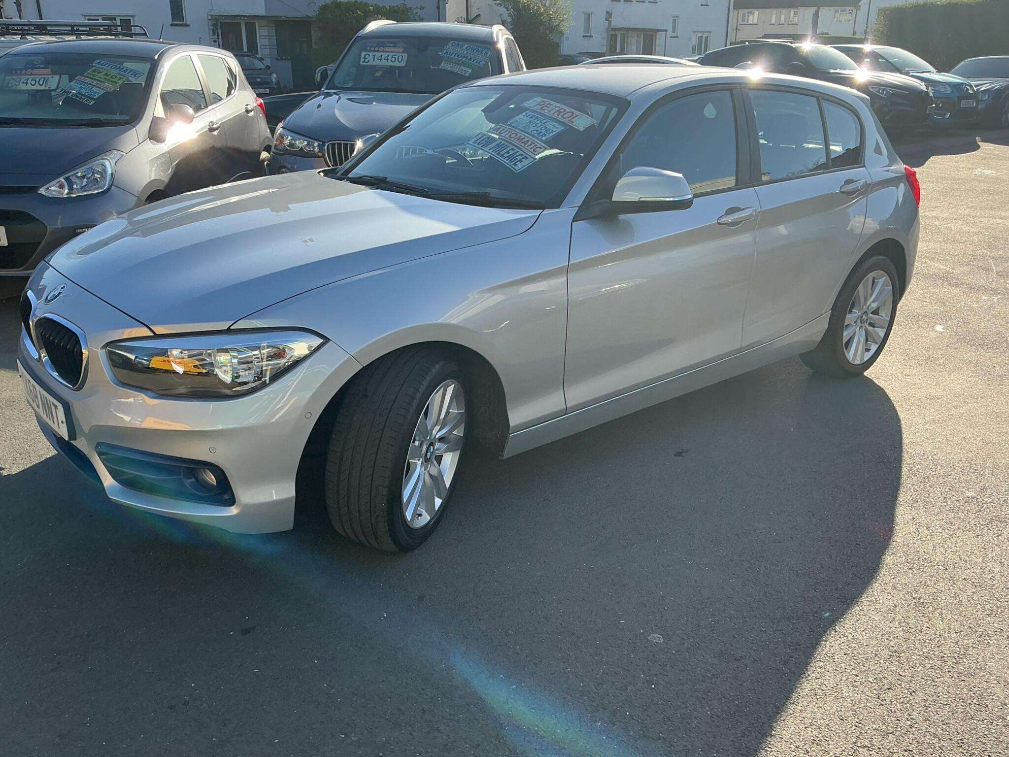 A 2018 BMW 1 SERIES 1.5 118i GPF Sport Auto Euro 6 (s/s) 5dr A 2018 BMW 1 SERIES 1.5 118i GPF Sport Auto Euro 6 (s/s) 5dr