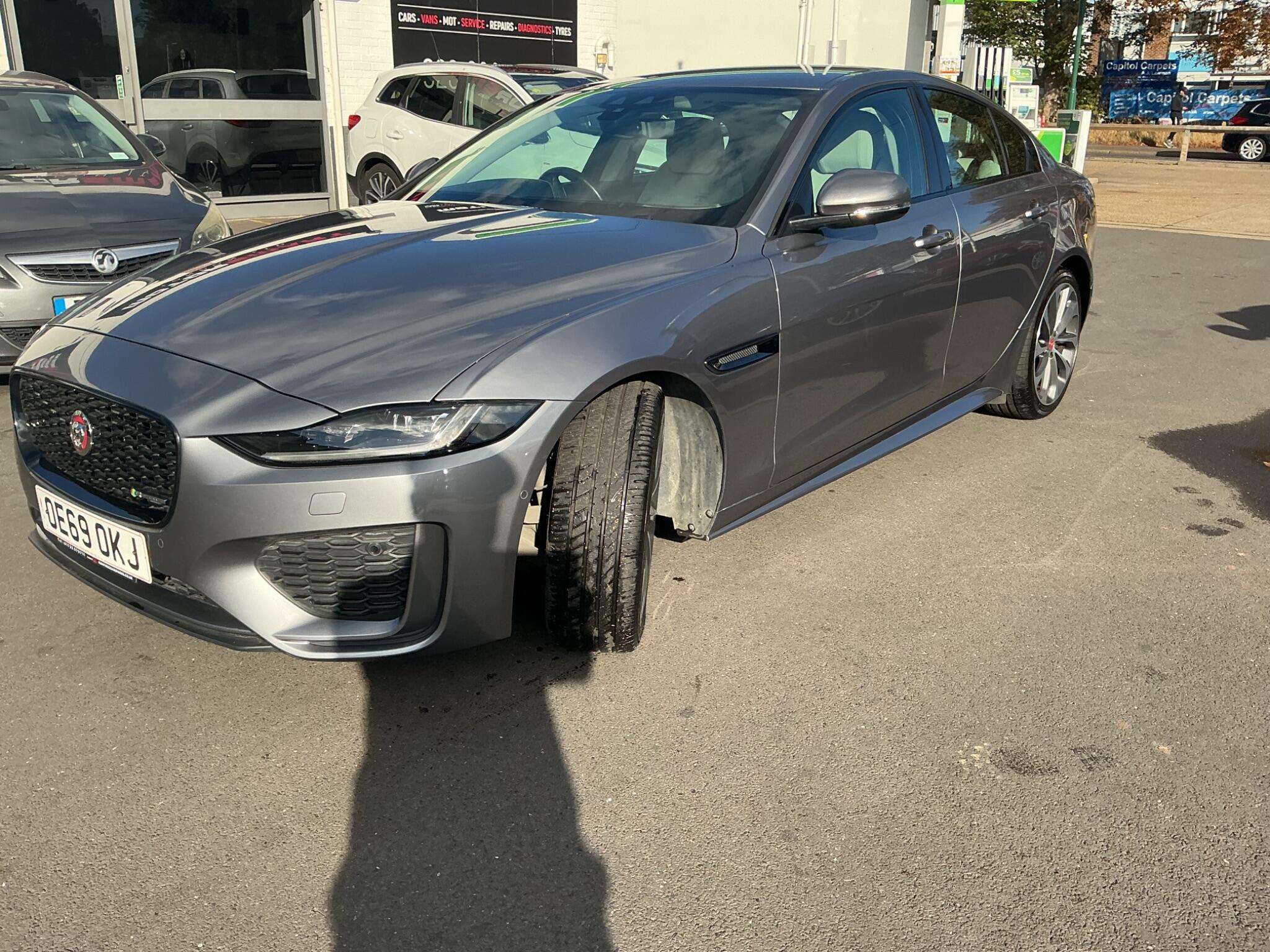 2019 JAGUAR XE 2019 JAGUAR XE
