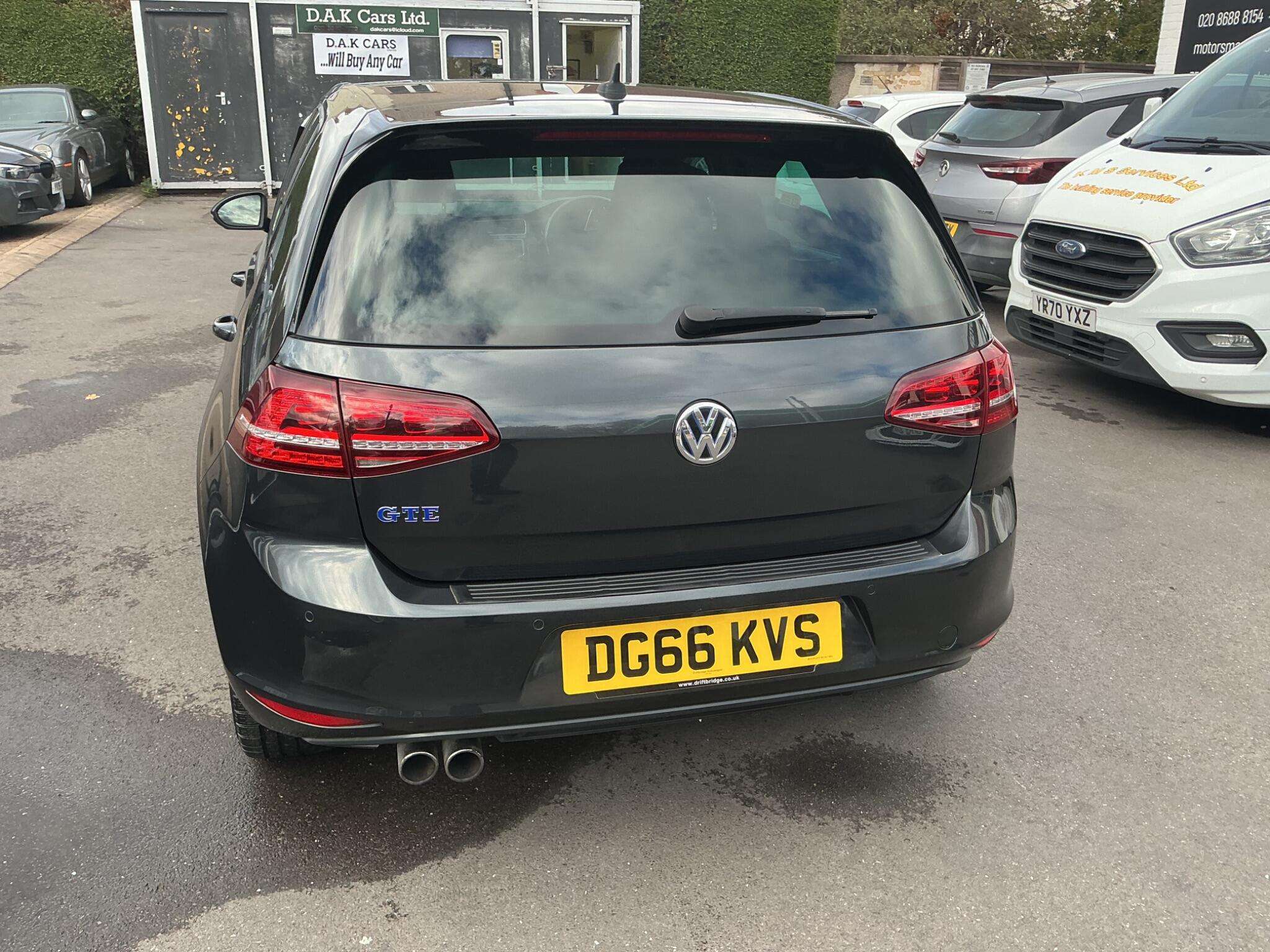2016 VOLKSWAGEN GOLF 2016 VOLKSWAGEN GOLF