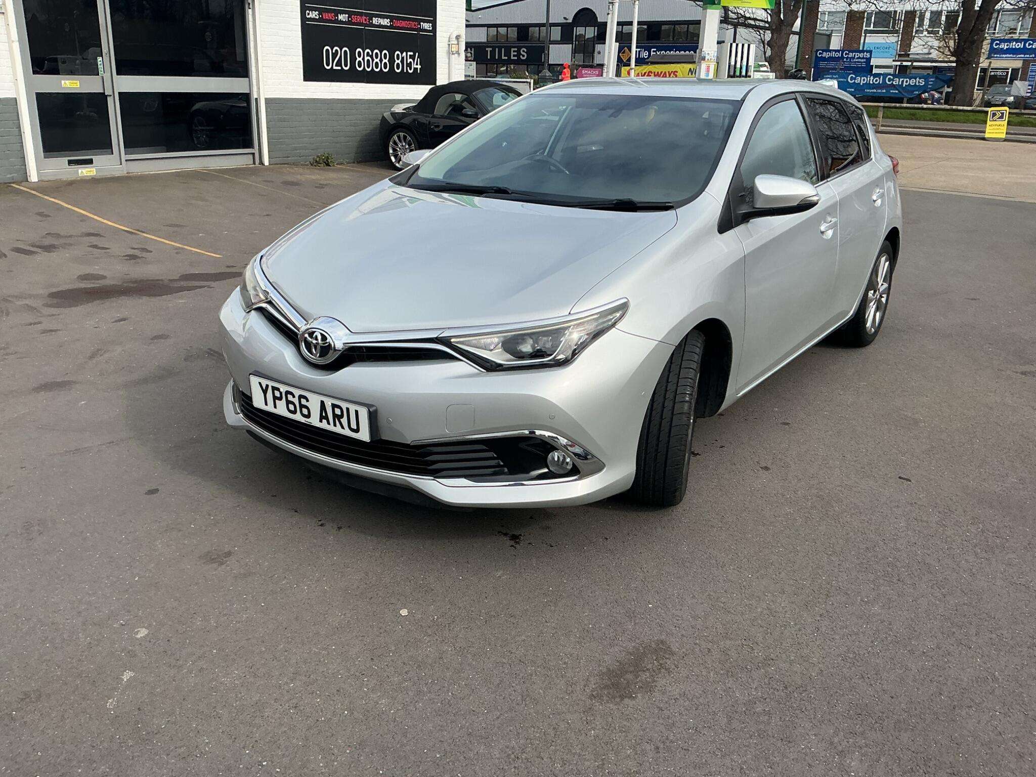 2016 TOYOTA AURIS 2016 TOYOTA AURIS