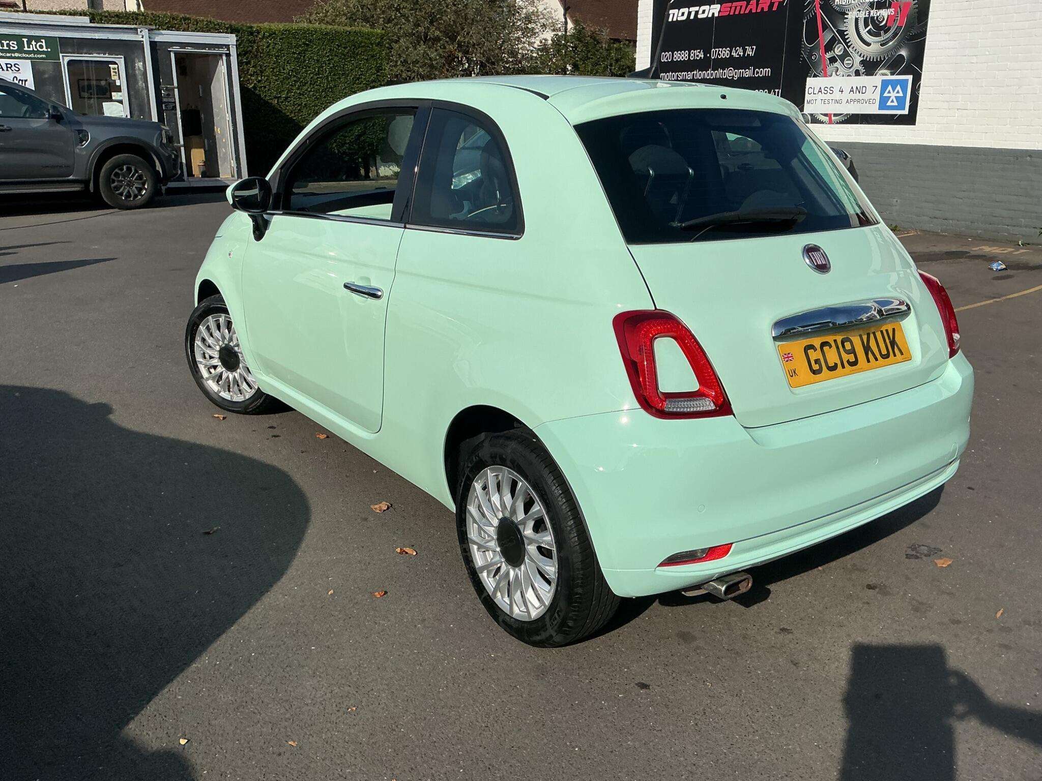 A 2019 FIAT 500 1.2 Lounge Euro 6 (s/s) 3dr A 2019 FIAT 500 1.2 Lounge Euro 6 (s/s) 3dr